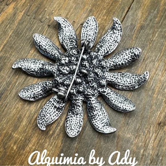 Big gold daisy crystals medallion black cord choker adjustable short necklace - Picture 6 of 6